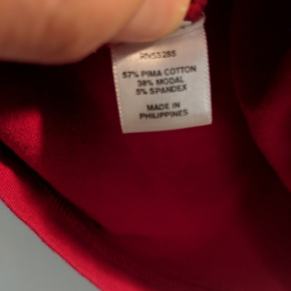 Bright red to with sparkle should detail - Picture 2 of 6